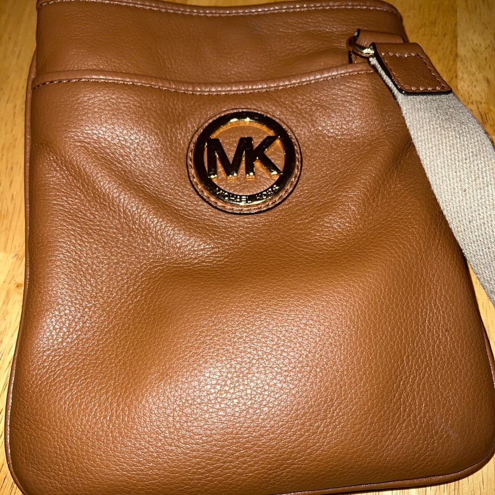 MICHAEL KORS CROSSBODY BAG